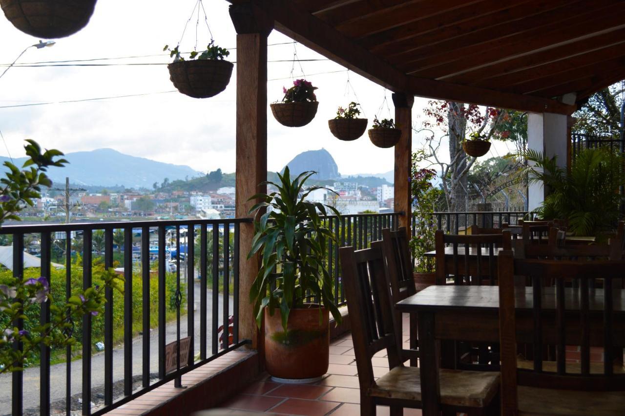 Balcones De La Casona Hotel Guatape Bagian luar foto